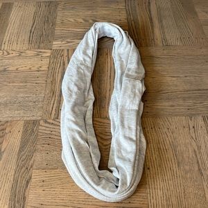 Banana Republic Gray Infinity Scarf